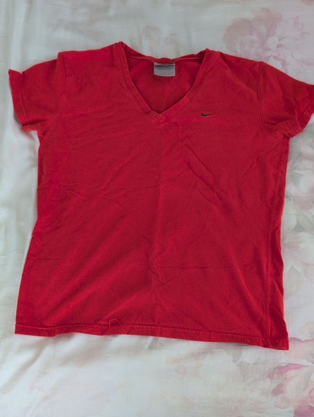 Nike Red Girls' V-Neck Short Sleeve Tee